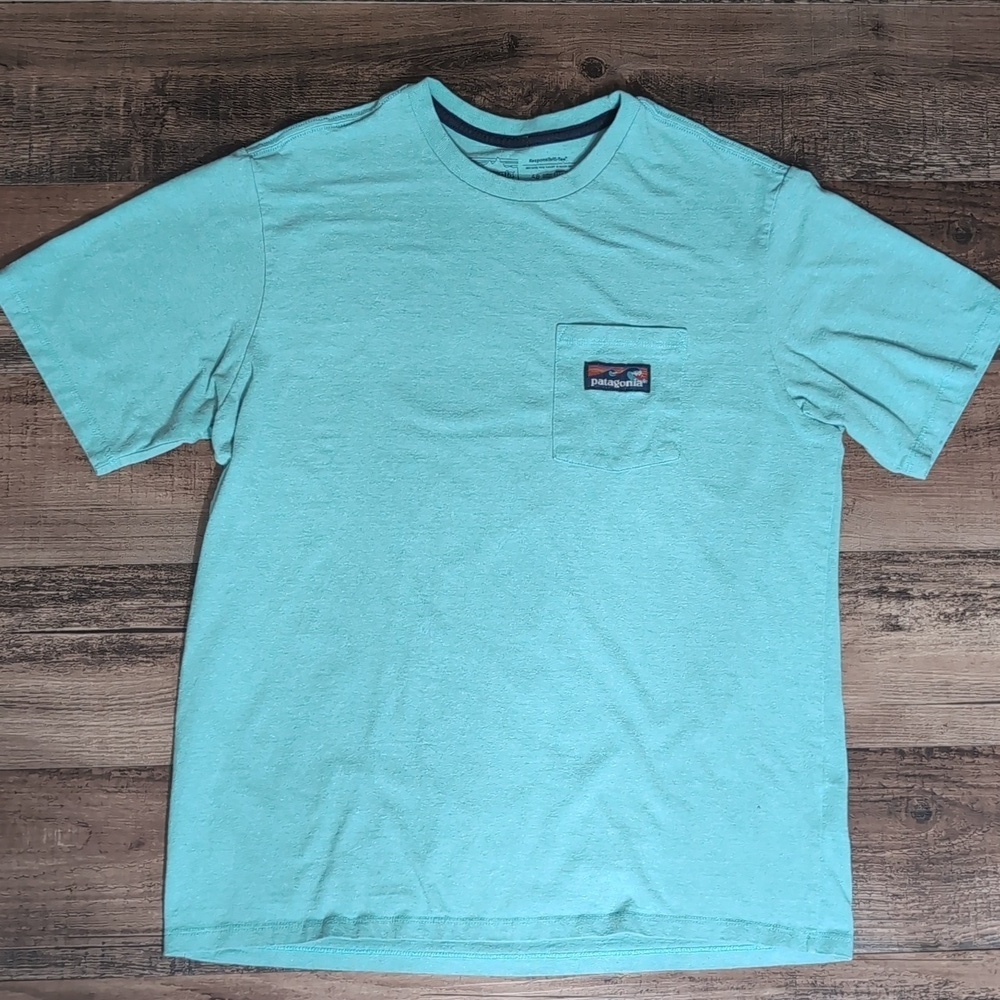 Patagonia Responsibili-Tee Pocket Tee Size Medium In Turquoise Blue
